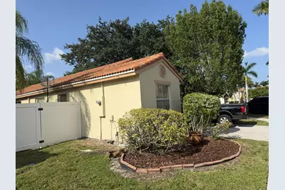 8164 Pelican Harbour Drive, Lake Worth, FL 33467 - Photo 5