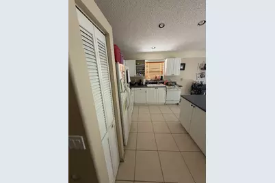 8164 Pelican Harbour Drive, Lake Worth, FL 33467 - Photo 9