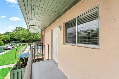 1866 Fairview Villas Drive #3, Palm Springs, FL 33406 - Photo 5