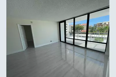 336 Golfview Road #309, North Palm Beach, FL 33408 - Photo 3