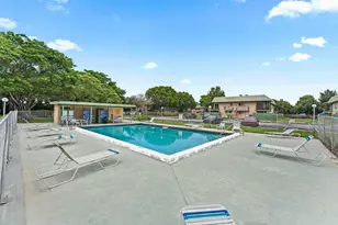 1866 Fairview Villas Dr, Palm Springs, FL 33406 - Photo 19