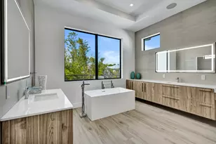 235 NE 11th St, Delray Beach, FL 33444 - Photo 43