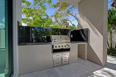 235 NE 11th Street, Delray Beach, FL 33444 - Photo 25