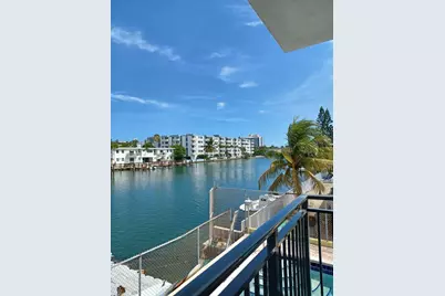 8001 N Crespi Boulevard #2C, Miami Beach, FL 33141 - Photo 3