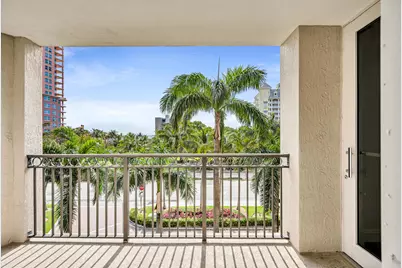 2011 N Ocean Boulevard #405, Fort Lauderdale, FL 33305 - Photo 5