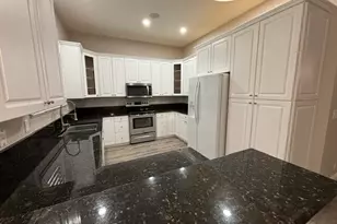 551 NW Sharpe St, Port Saint Lucie, FL 34983 - Photo 5
