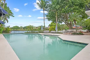 11950 Maidstone Dr, Wellington, FL 33414 - Photo 17