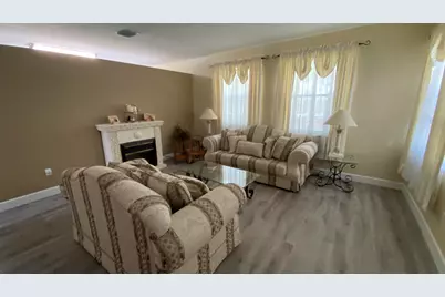 7650 Oak Grove Circle, Lake Worth, FL 33467 - Photo 7
