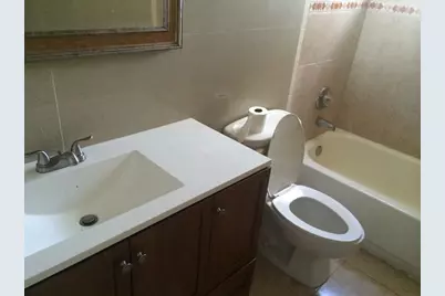 485 N Pine Island Road #201A, Plantation, FL 33324 - Photo 3
