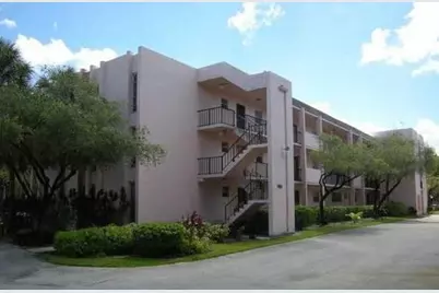 485 N Pine Island Road #201A, Plantation, FL 33324 - Photo 19