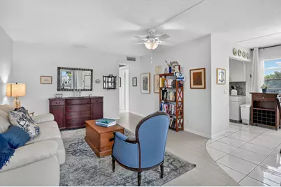 28 Brighton A #28, Boca Raton, FL 33434 - Photo 3