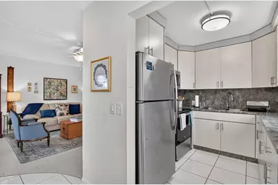 28 Brighton A #28, Boca Raton, FL 33434 - Photo 7