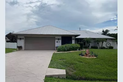 6409 NW Friendly Circle, Port Saint Lucie, FL 34983 - Photo 1