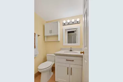 2070 Newport Q Drive, Deerfield Beach, FL 33442 - Photo 13