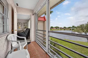 355 Lake Frances Dr, West Palm Beach, FL 33411 - Photo 15
