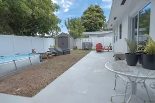 1561 NE 30th Ct, Pompano Beach, FL 33064 - Photo 13