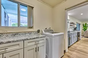 19615 NW 14th Ave, Miami, FL 33169 - Photo 27
