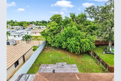 5015 SW 25th Street, West Park, FL 33023 - Photo 5