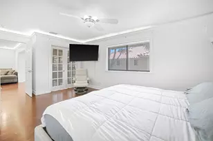 85 Pelican Pointe Dr, Delray Beach, FL 33483 - Photo 25