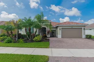 11192 SW Maple Tree Ln, Port Saint Lucie, FL 34987 - Photo 1