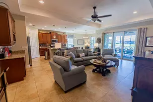11192 SW Maple Tree Ln, Port Saint Lucie, FL 34987 - Photo 5