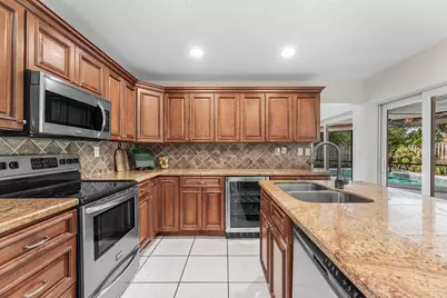 966 NW 37th Avenue, Delray Beach, FL 33445 - Photo 19