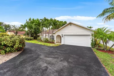 966 NW 37th Avenue, Delray Beach, FL 33445 - Photo 3