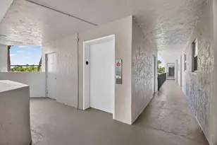 3425 Via Poinciana, Lake Worth, FL 33467 - Photo 35