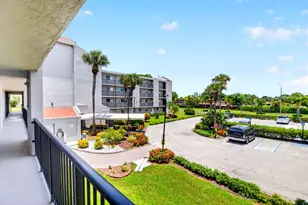 3425 Via Poinciana, Lake Worth, FL 33467 - Photo 33