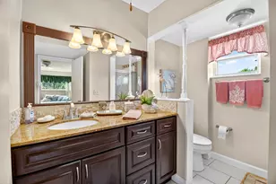 3425 Via Poinciana, Lake Worth, FL 33467 - Photo 25