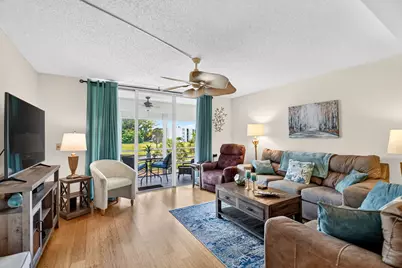 3425 Via Poinciana #201, Lake Worth, FL 33467 - Photo 5