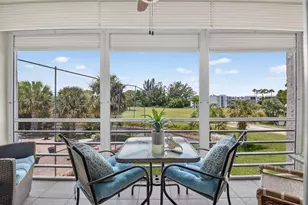3425 Via Poinciana, Lake Worth, FL 33467 - Photo 15