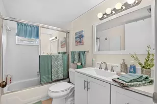 3425 Via Poinciana, Lake Worth, FL 33467 - Photo 31