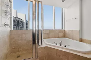 18201 Collins Ave, Sunny Isles Beach, FL 33160 - Photo 29