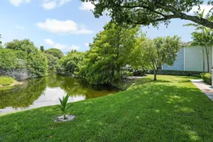 1050 Crystal Way, Delray Beach, FL 33444 - Photo 3