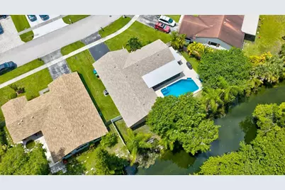 7041 NW 23rd Street, Margate, FL 33063 - Photo 37