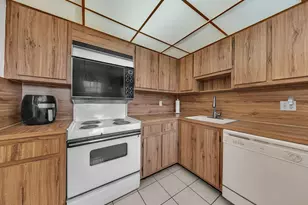 4030 W Palm Aire Dr, Pompano Beach, FL 33069 - Photo 21
