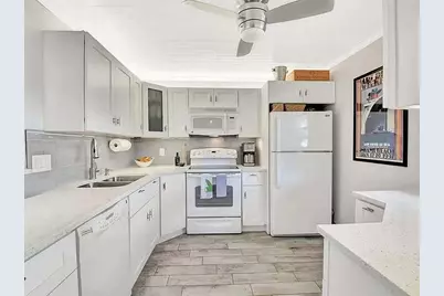 2615 NE 3rd Court #3010, Boynton Beach, FL 33435 - Photo 11