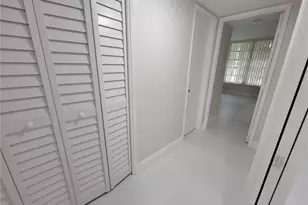 800 E Cypress Ln, Pompano Beach, FL 33069 - Photo 59