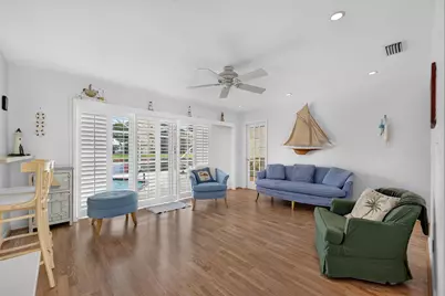 535 NE 8th Avenue, Deerfield Beach, FL 33441 - Photo 13