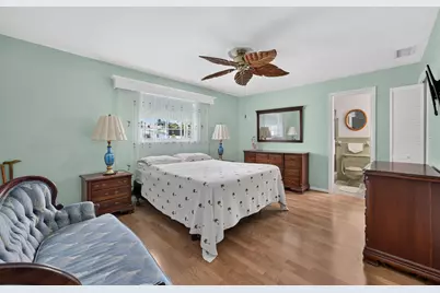 535 NE 8th Avenue, Deerfield Beach, FL 33441 - Photo 23