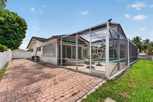 535 NE 8th Ave, Deerfield Beach, FL 33441 - Photo 47