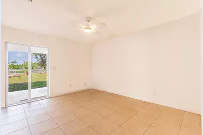 5060 SE Ebbtide Avenue, Stuart, FL 34997 - Photo 9
