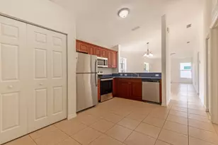 5060 SE Ebbtide Ave, Stuart, FL 34997 - Photo 7