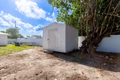 5060 SE Ebbtide Avenue, Stuart, FL 34997 - Photo 19