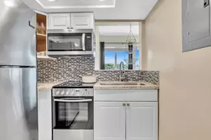 461 SE 19th Ave, Pompano Beach, FL 33060 - Photo 17