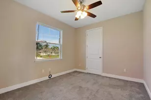 3673 SW Bonwold St, Port Saint Lucie, FL 34953 - Photo 23