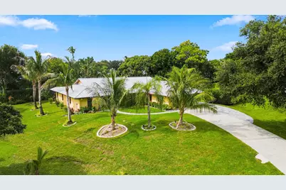 3120 NE Heather Court, Jensen Beach, FL 34957 - Photo 1