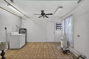 7513 SW 7th St, North Lauderdale, FL 33068 - Photo 23