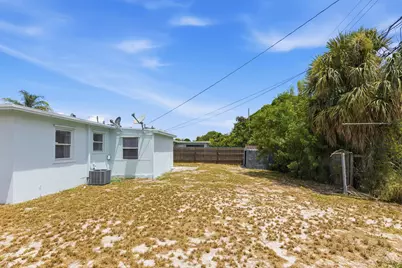 1410 NW 1st Court, Boynton Beach, FL 33435 - Photo 25